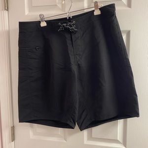 Patagonia Men’s Wavefarer Board shorts size 38